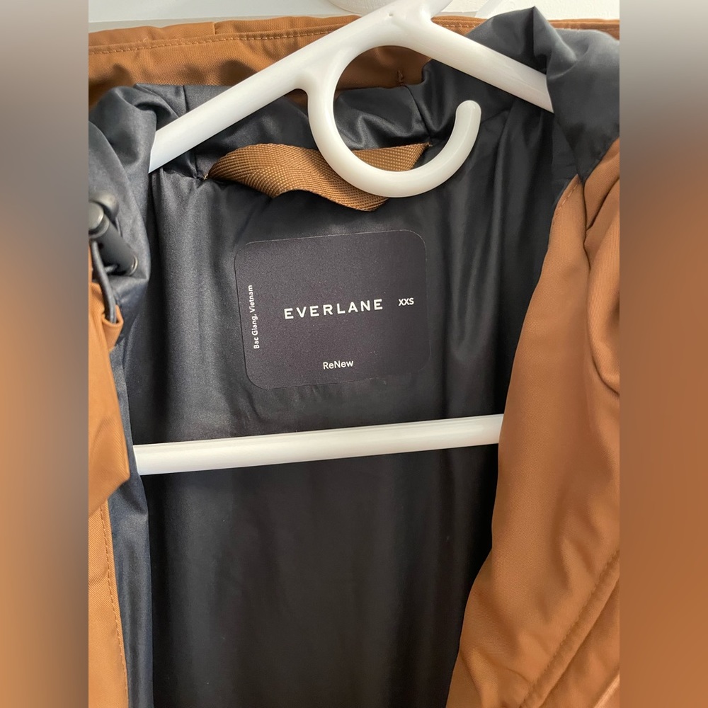 Women's Brown Puffer Coat - Picture 8 of 9